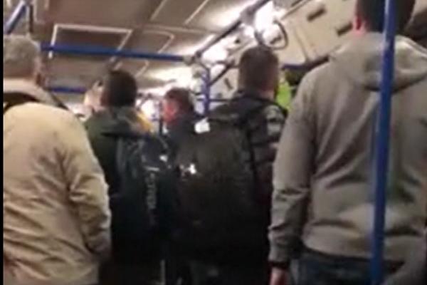 IGRAČI PARTIZANA VAN SEBE OD SREĆE U POVRATKU ZA BEOGRAD: Pogledajte kako su slavili na aerodromu u Bolonji!