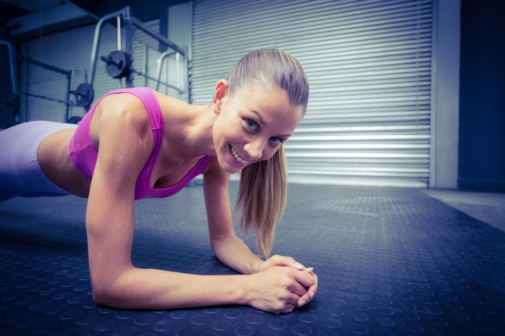 DOVOLJNO JE DA RADITE JEDNU VEŽBU 30 DANA KAKO BISTE TRANSFORMISALI TELO: Probajte ovaj IZAZOV!