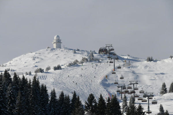 Posetioce Jahorine osim snega ovih dana očekuje i dobra zabava a njen garant je Željko Ninčić-Marinko Ćutuk