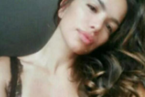 ISPLIVAO NOVI SEVERININ KUĆNI SNIMAK! Muškarac je mazi po stomaku, nakon ovoga SIGURNO JOJ NEĆE BITI DOBRO! (VIDEO)