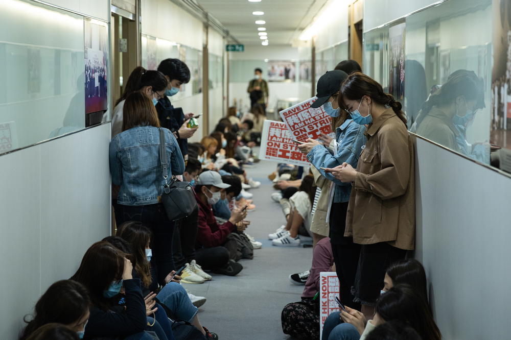 KORONAVIRUS NIKAKO NE JENJAVA: Skoro 2 hiljade mrtvih u PROVINCIJI HUBEI, Kinezi ipak TVRDE da je u OPADANJU