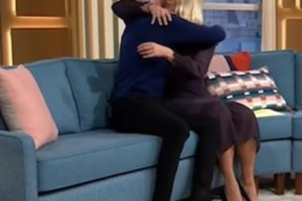 POZNATI VODITELJ NAKON 27 GODINA BRAKA JAVNO PRIZNAO DA JE GEJ! Šokirana publika slušala SVE NJEGOVE TAJNE (VIDEO)