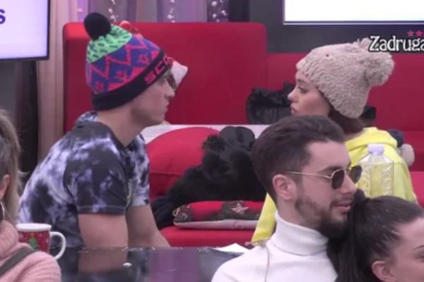 IMAM OSEĆAJ KAO DA SI MI TATA, NE MOGU NA SILU DA TE LJUBIM! Ana Korać polako ali sigurno OSTAVLJA DAVIDA