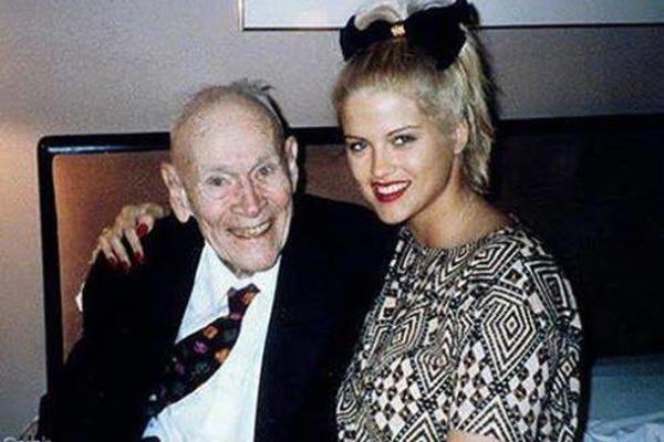 IMALA JE 26, ON 89 KADA SU SE VENČALI: Anu je očuh silovao godinama, majka isterala iz kuće, A PRONAŠLI JE MRTVU!