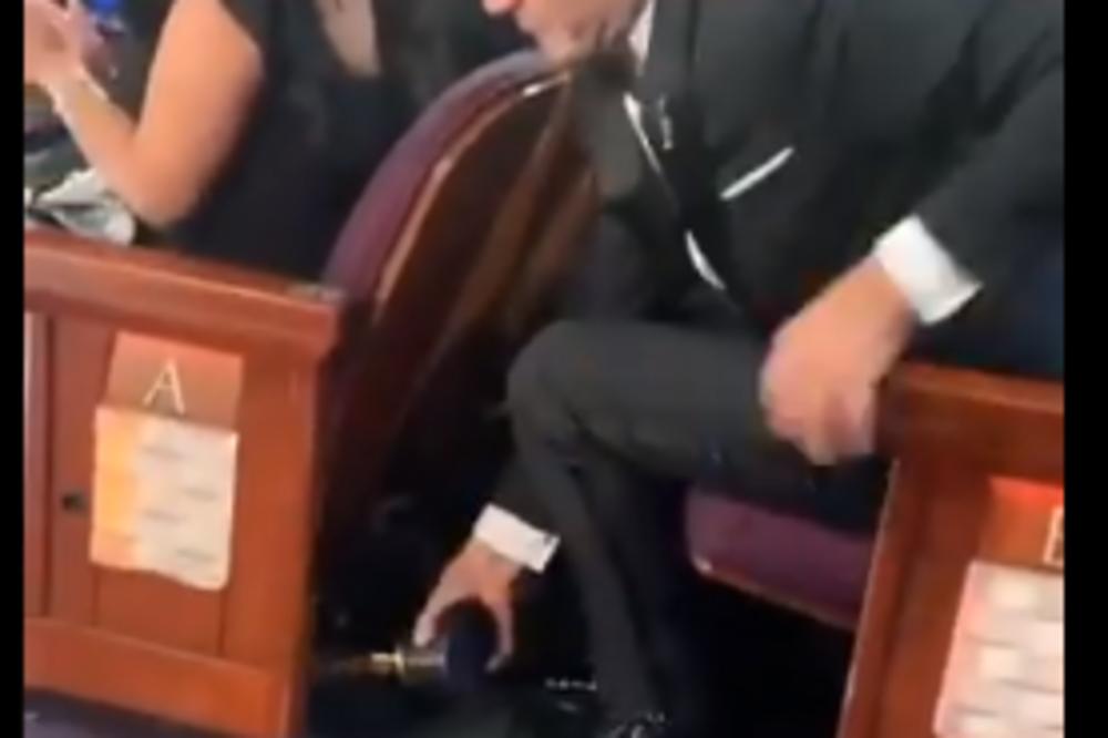 DOBIO JE OSKARA, PA URADIO NEŠTO O ČEMU ĆE SE DUGO PRIČATI! Reditelj OVIM potezom ŠOKIRAO ceo svet (VIDEO)