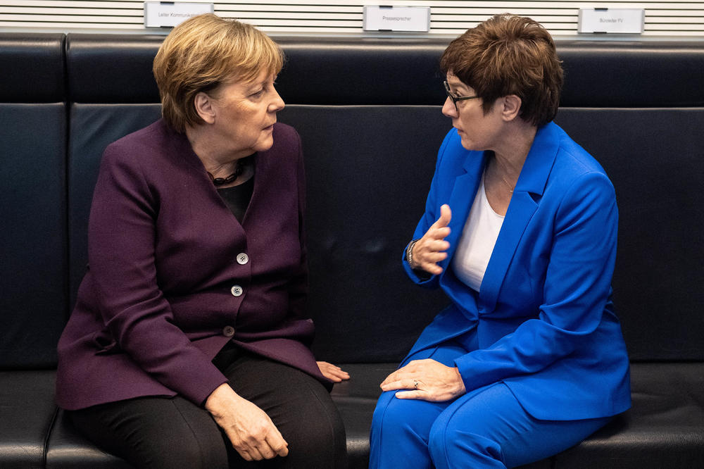 NEMAČKA DEMOKRATIJA UZDRMANA DO TEMELJA: Šta će Merkelova ostaviti za sobom? (VIDEO)