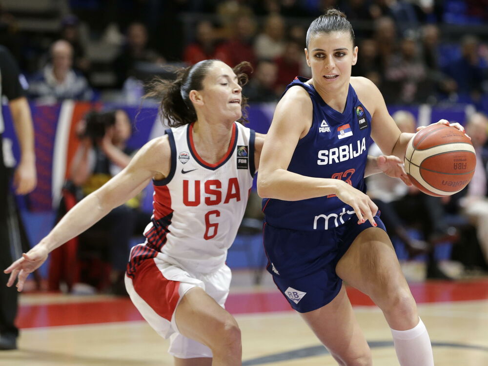 Sju Bird u duelu sa Anom Dabović