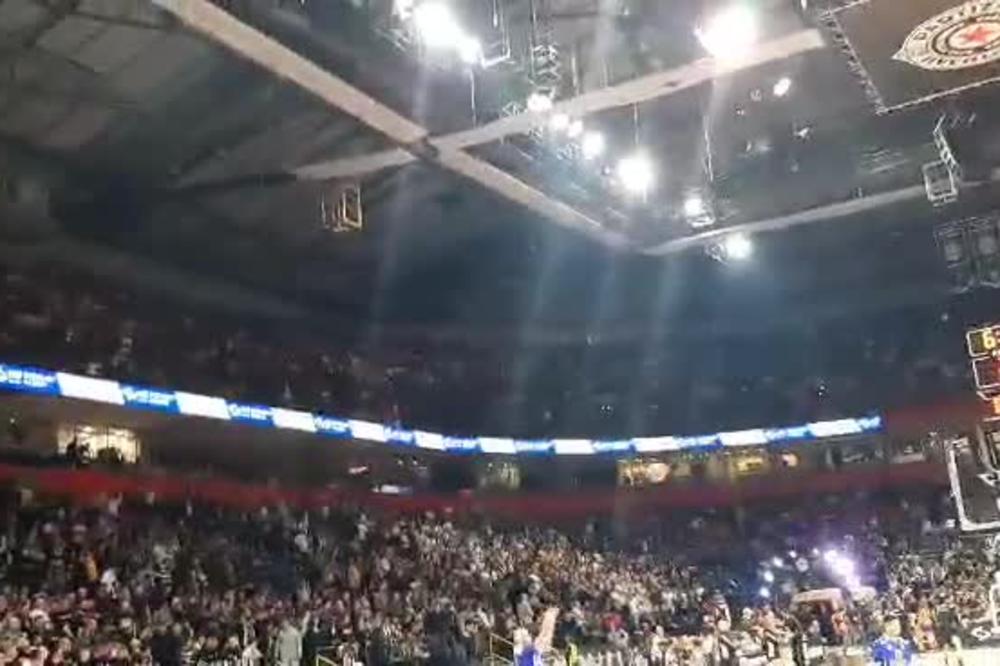 PRE MEČA PARTIZANA I BUDUĆNOST S RAZGLASA JE PUŠTENA PESMA OKORELIH ZVEZDAŠA: Ovo je mnoge naljutilo!