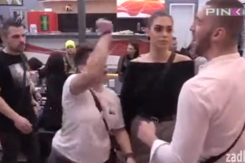 NASILJE NA VRHUNCU U ZADRUZI! Mensur hteo da se obračuna sa SVIMA, Matora NASRNULA na njega PESNICOM U GLAVU!