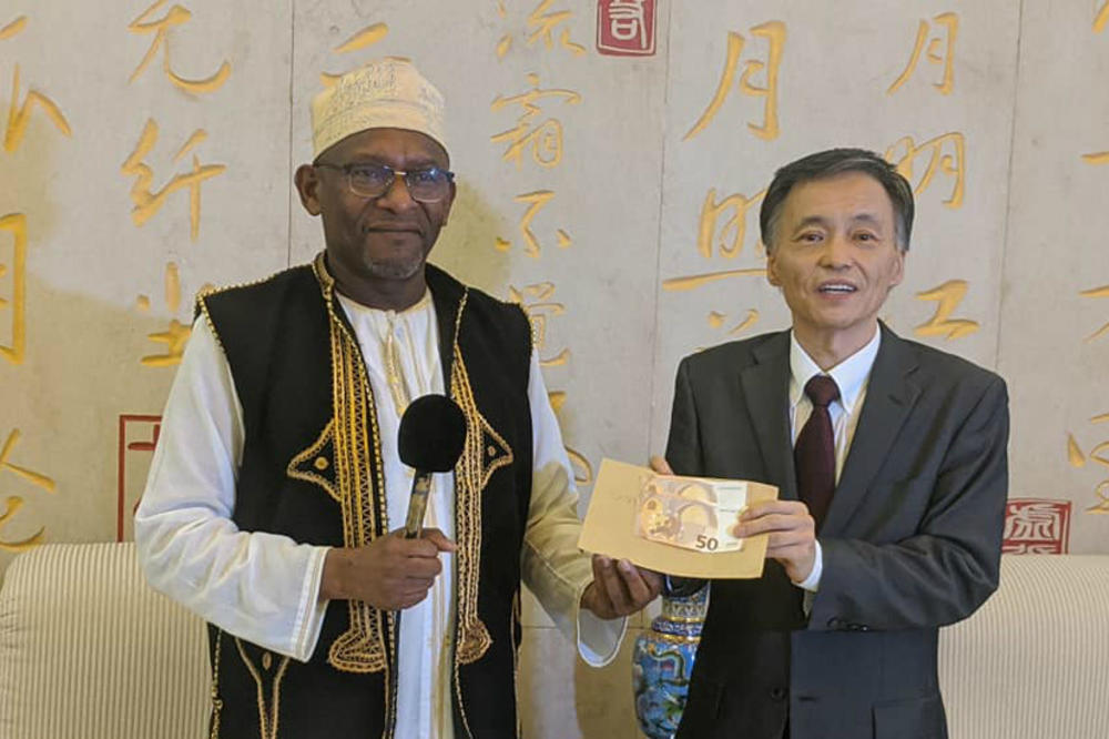 OVA DRŽAVA JE KINI DONIRALA 100 EVRA ZA BORBU PROTIV KORONAVIRUSA: Imali su i ceremoniju darivanja (FOTO)