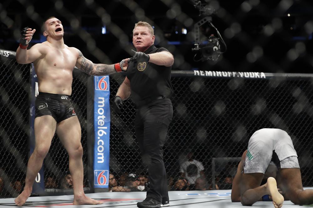 STOŠIĆ NOKAUTOM USPAVAO POLJAKA: Srbin dominirao u kavezu!