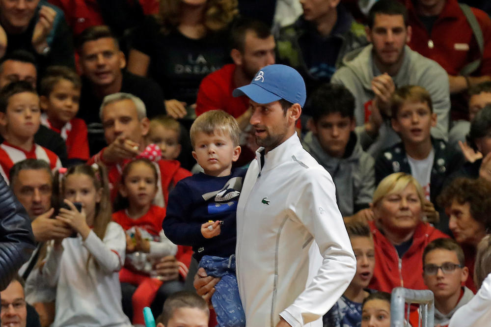 NOVAK I NA OVAJ NAČIN HOĆE DA POMOGNE LJUDIMA U DOBA KORONE: Kreće akcija "Samosavladavanje", a evo o čemu se radi!