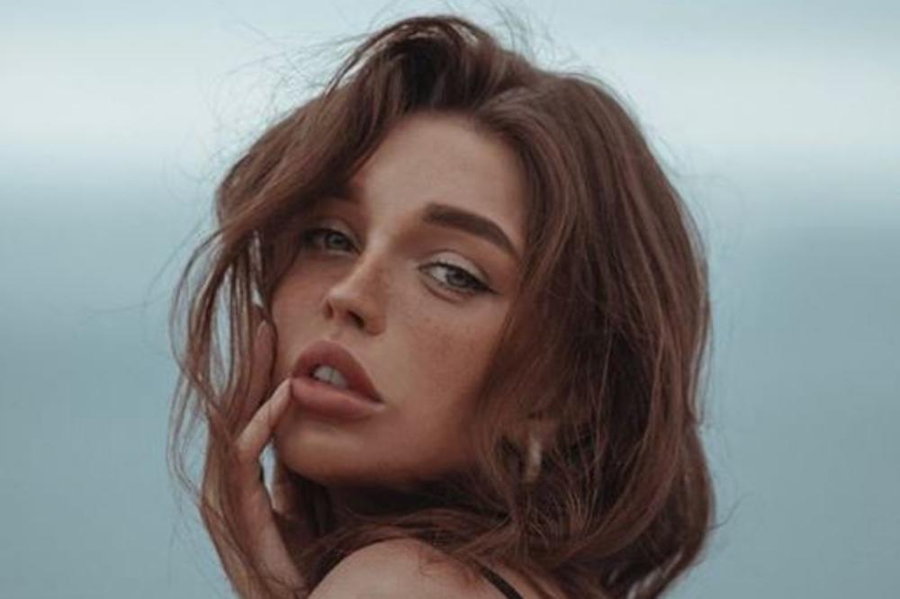 PREKO POLA MILIONA LJUDI PRATI OVU DEVOJKU! Kada su saznali jezivu tajnu o prelepoj Ruskinji, PRENERAZILI SU SE