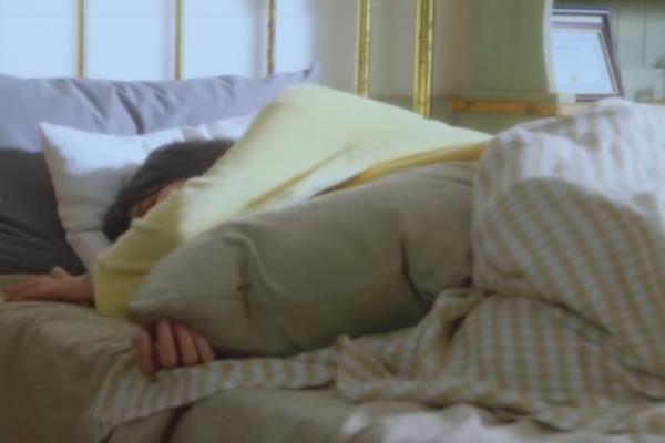 MLADA ZVEZDA PRONAĐENA MRTVA! GLUMICA NASTAVLJA CRNI NIZ: Porodica je sahranila u tajnosti!