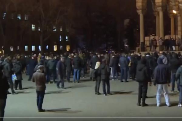 OD CRKVE SVETOG MARKA DO ORAŠCA, PO PETI PUT! Studenti opet šetaju (FOTO) (VIDEO)