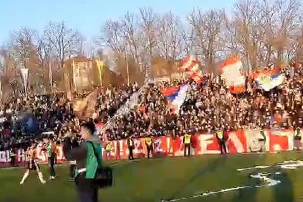 OVO SE NIKADA PRE NIJE DESILO: Fudbaler Čukaričkog skinuo dres i došao do Delija! Niko nije znao o čemu se radi!