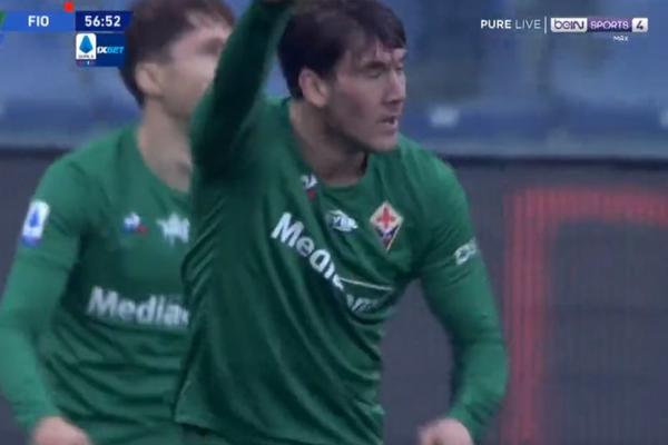 UBICA DEČIJEG LICA: Vlahovićev teror u Seriji A, Fiorentina slavi Srbina!