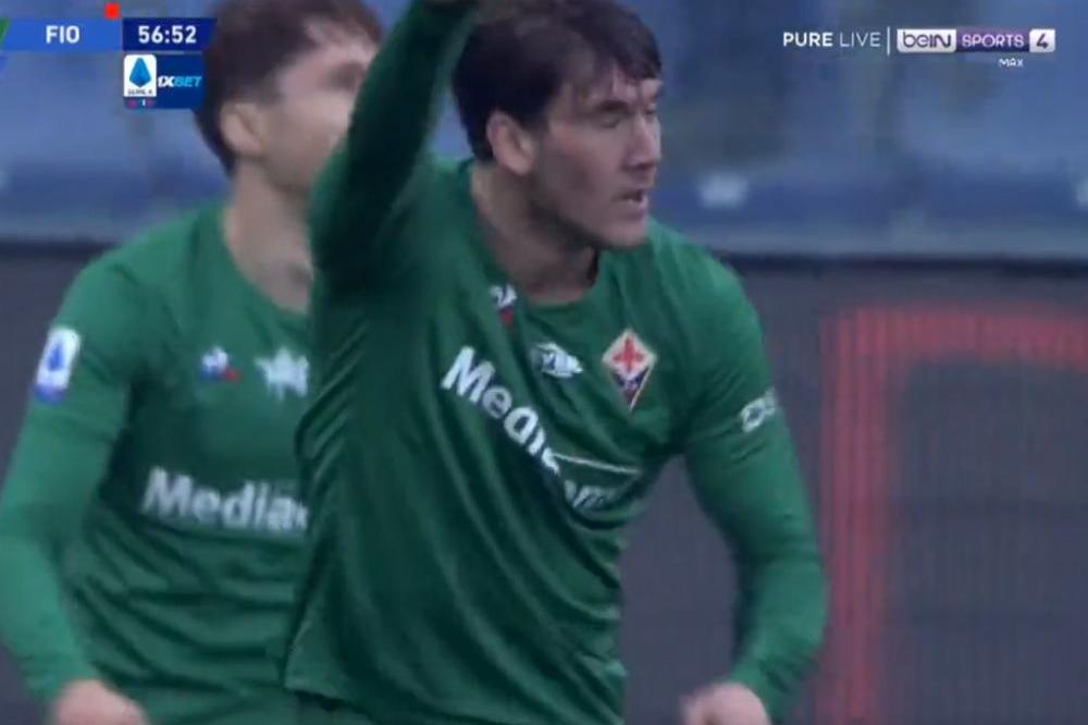 UBICA DEČIJEG LICA: Vlahovićev teror u Seriji A, Fiorentina slavi Srbina!