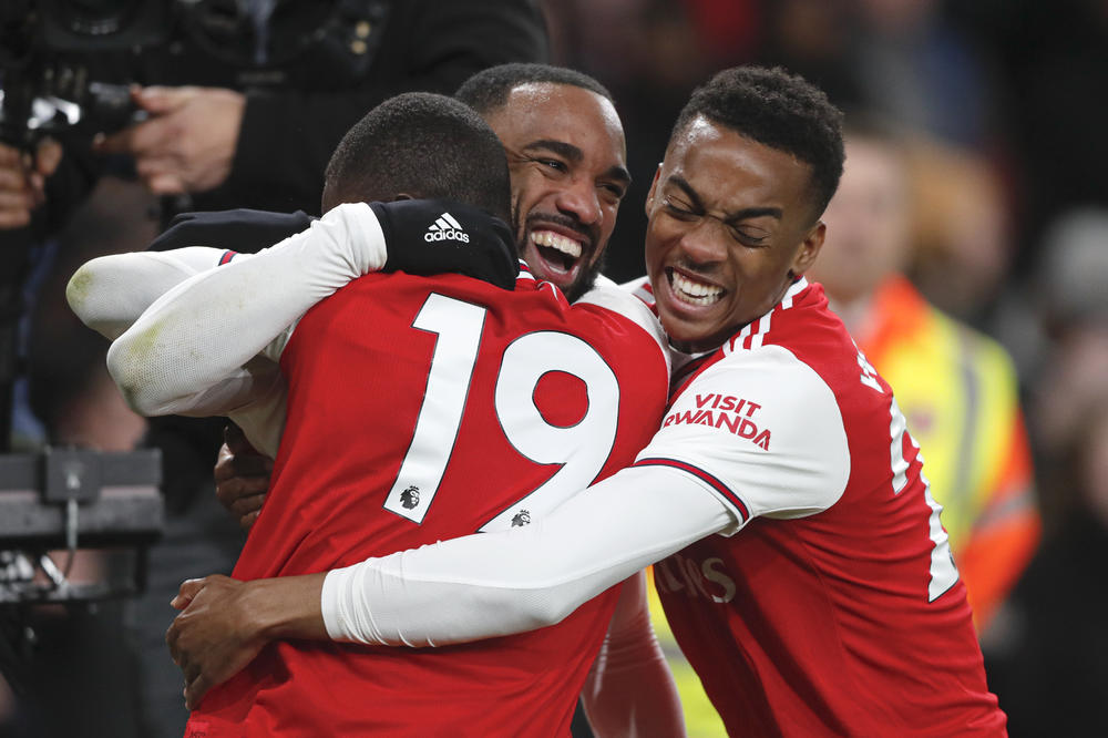 NA POLUVREMENU KROMPIR, NA KRAJU POKER: Arsenal konačno pobedio!