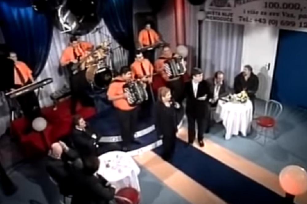 BILA JE NAJVEĆA ZVEZDA SRPSKE ESTRADE! Pred kraj života POSTALA ALKOHOLIČARKA, za njenu SMRT okrivili joj MUŽA!