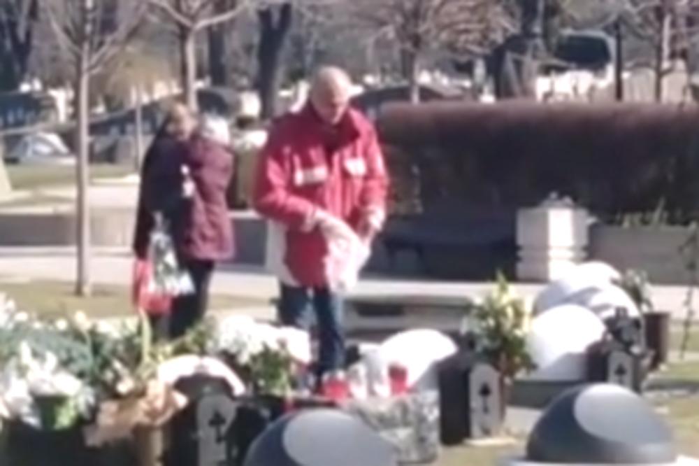 HASAN DUDIĆ I ŠABANOV VANBRAČNI SIN OČI U OČI NA GROBLJU: Robert čekao da Dudić ODE pa prišao GROBU OCA