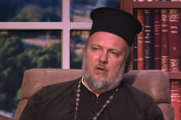 VELIBOR DŽOMIĆ O SRAMNIM ODREDBAMA O VEROISPOVESTI: Zlo mora da se skine sa dnevnog reda