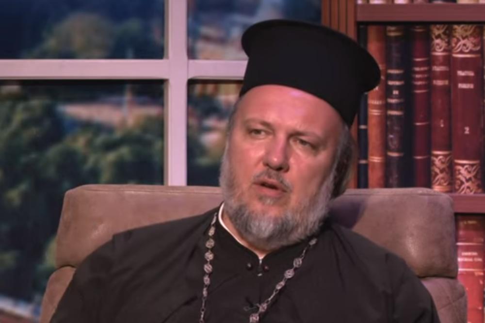 VELIBOR DŽOMIĆ O SRAMNIM ODREDBAMA O VEROISPOVESTI: Zlo mora da se skine sa dnevnog reda