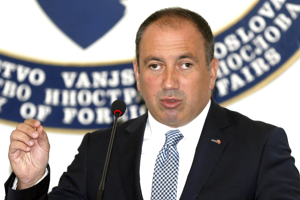 REPUBLIKA SRPSKA MOŽE DA SE ODVOJI, ALI BEZ PLAČA MAJKI I DECE: Ministar BiH reagovao na ZAPALJIVU IZJAVU DODIKA