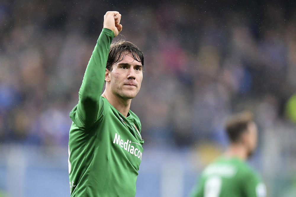 POMOĆ PRIJATELJA: Kako je to jedna od najluđih glava svetskog fudbala uticala na uspon Dušana Vlahovića?