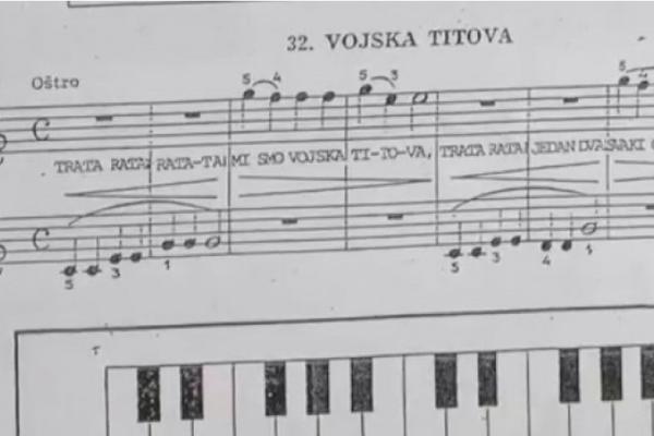 VELIKI SKANDAL NA KOSOVU! Poludeli kad su otkrili da im deca još uče TITOVU PESMU!