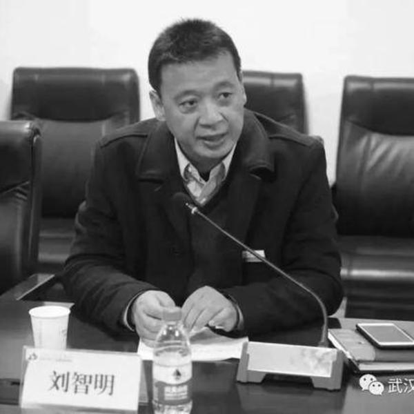 KORONAVIRUS ODNOSI ŽIVOTE LEKARA: Preminuo DIREKTOR BOLNICE u epicentru EPIDEMIJE!