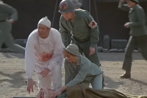 PREMINULA OMILJENA GLUMICA! Nacija je volela i gledala u KULTNOJ SERIJI koju ste isto OBOŽAVALI! (FOTO)