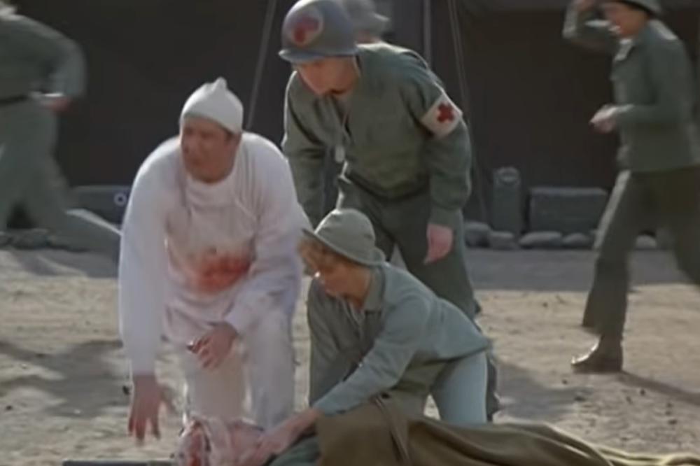 PREMINULA OMILJENA GLUMICA! Nacija je volela i gledala u KULTNOJ SERIJI koju ste isto OBOŽAVALI! (FOTO)