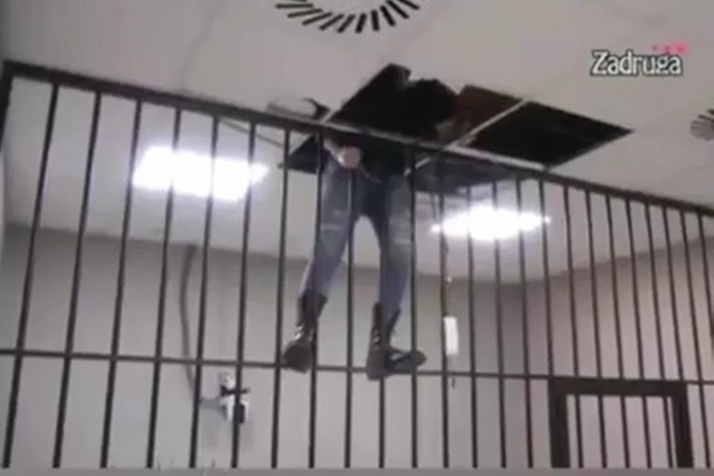 HAOS U ZATVORU! Razlupao ceo PLAFON jer nije razumeo OBEZBEĐENJE?!