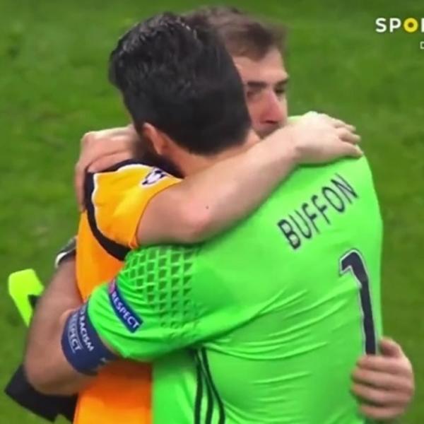 TUŽAN DAN ZA SVETSKI FUDBAL: Najveći golman današnjice je završio karijeru!