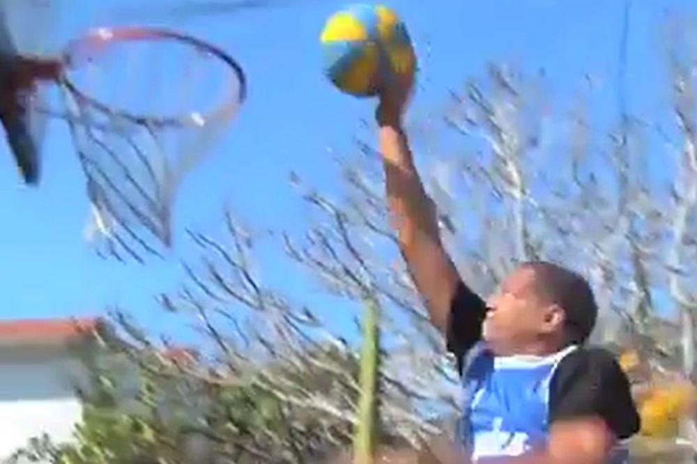 IMA 64 GODINE I KUCA KAO MLADIĆ: Legenda NBA lige odala počast Kobiju, pa uradila nešto zbog čega su svi u neverici