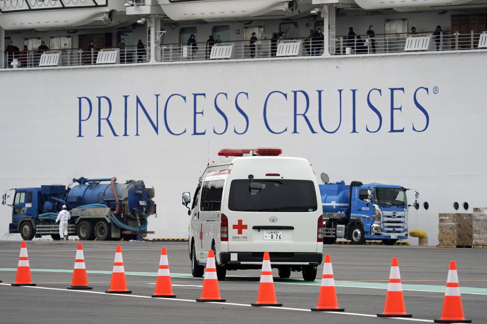 ZARAŽENI KRUZER DOBIO SVOJE PRVE ŽRTVE: Dve osobe PREMINULE, skoro 30 je KRITIČNO, a jedan DETALJ najviše brine!