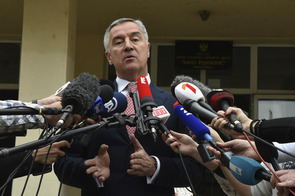 ĐUKANOVIĆA NIŠTA NEĆE NATERATI DA PROMENI SPRONI ZAKON O VERI: Posle ove izjave SVE JE JASNO!