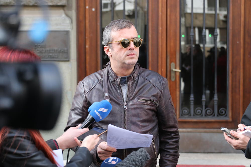 POZNATI SRPSKI FUDBALER UHVAĆEN SA PROSTITUTKOM U HOTELU: Na koga tačno misli Sergej Trifunović u svojoj objavi?