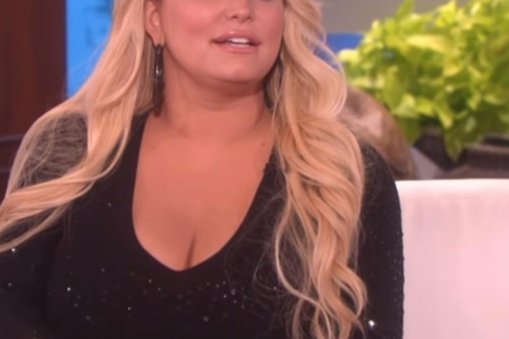 POZNATA GLUMICA IMALA 108 KG NAKON TRI TRUDNOĆE SE BAŠ UGOJILA! Uz pomoć OVOG trika je izgubila 45 kg! HIT!