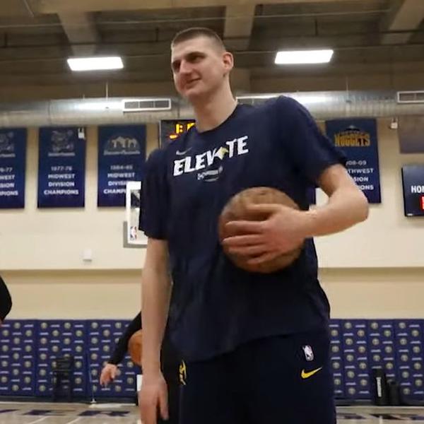 JOKIĆ USKORO STIŽE U ORLANDO: Ali pre nego što se priključi saigračima čekaju ga još 2 testa na koronu!