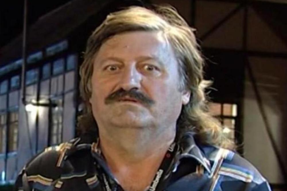 RADAŠIN SMRŠAO, POSTAO ŠMINKER, IMA MODERNU FRIZURU: Ranije bio neugledan, a sad da ga vidite, dame LUDE ZA NJIM!