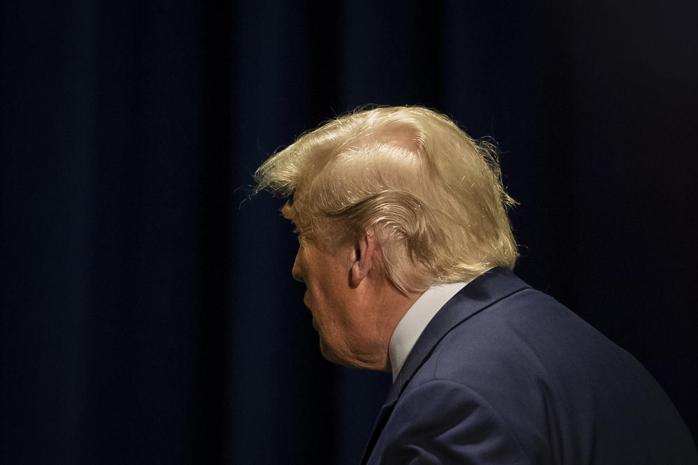 TRAMP DANAS IZLAZI IZ KARANTINA! Šta treba da znači ovaj potez predsednika SAD?