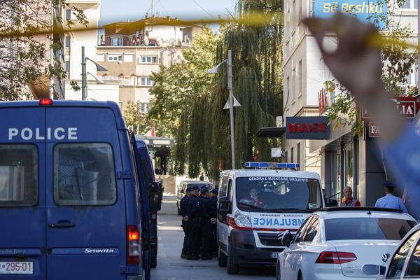 UKRAJINAC POKUŠAO SAMOUBISTVO U ZNAK PROTESTA PROTIV RATA: Očevici tvrde da je UZVIKIVAO OVO