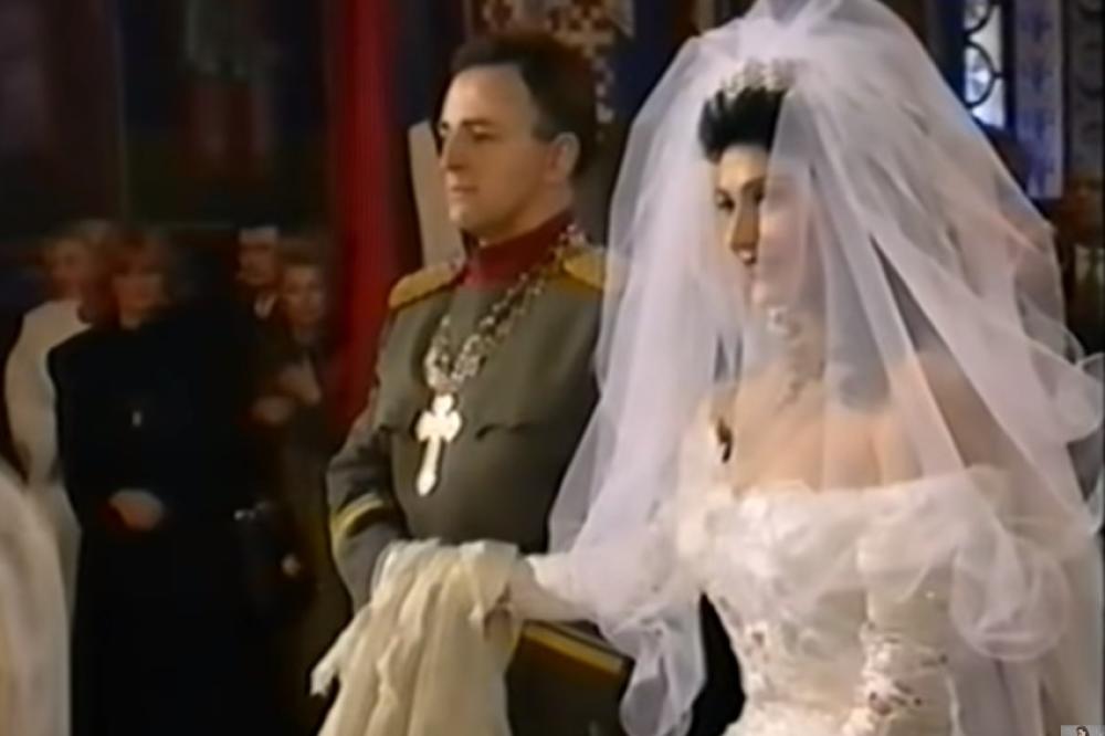 26 GODINA OD SVADBE DECENIJE, RETKO KO JE TADA OVO PRIMETIO: Arkanova majka je darovala Cecu i izgovorila OVE REČI!