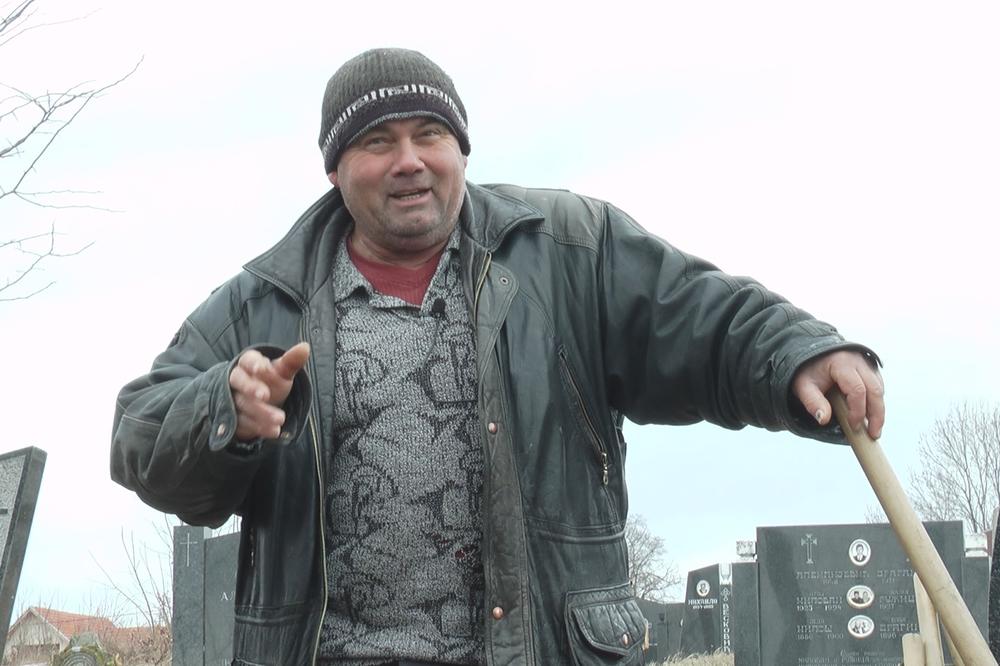 ZORAN AĆIMOVIĆ IZ ČAČKA IMA NAJTUŽNIJI POSAO U SRBIJI! Kopa GROBNICE, i ima samo 1 ŽELJU! (FOTO)
