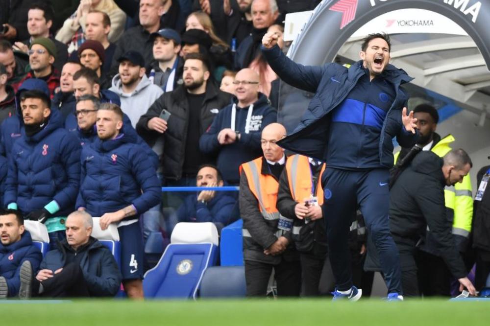 ČELSIJEVE BEBE U POLUFINALU: Plavci bolji od Lestera!