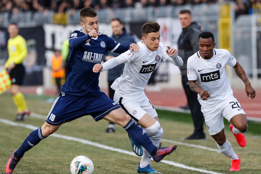 NEMCI JAVLJAJU: 3 najjača tima Bundeslige luduju za Partizanovim Ronaldom! Juri ga čak 15 najvećih klubova Evrope!