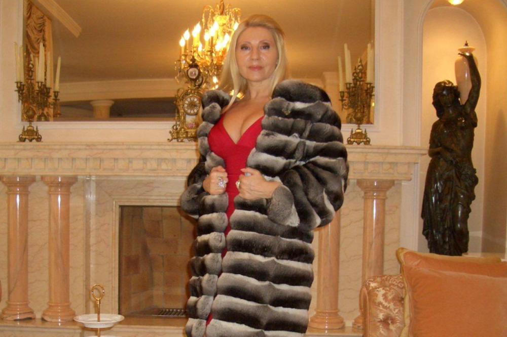 OVO JE SRPSKA ŠERON STOUN I NJEN ŽIVOT JE FILM: Bez 30.000 evra ne ide u ŠOPING, živi u VILI NA DEDINJU