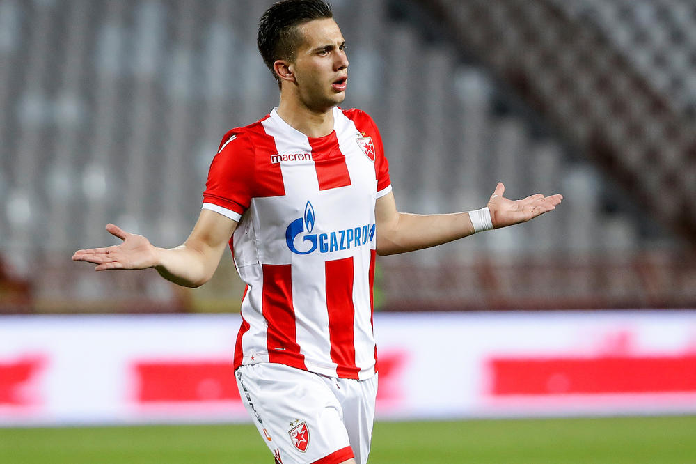 POKUŠAJ DA OŽIVI KARIJERU: Luka Adžić otišao u najgori tim lige! Stigao u paketu od 8 igrača!